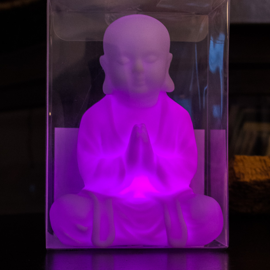 buddha in der box - violett